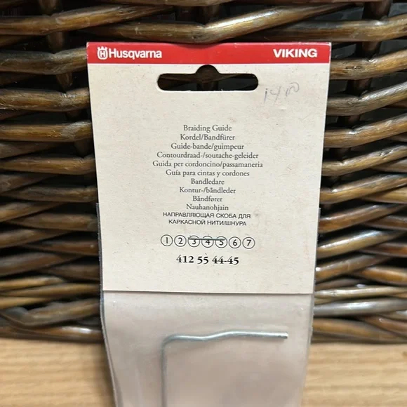 Braiding Guide - Picture 2 of 3